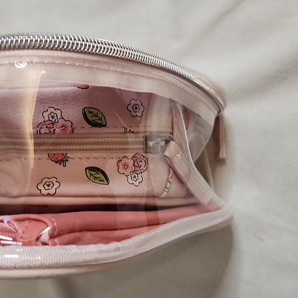 Hello Kitty & Friends X Primark 3pc Set & Matching Wild Fable Scrunchies - Picture 11 of 16